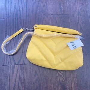 Puffy yellow shoulder bag